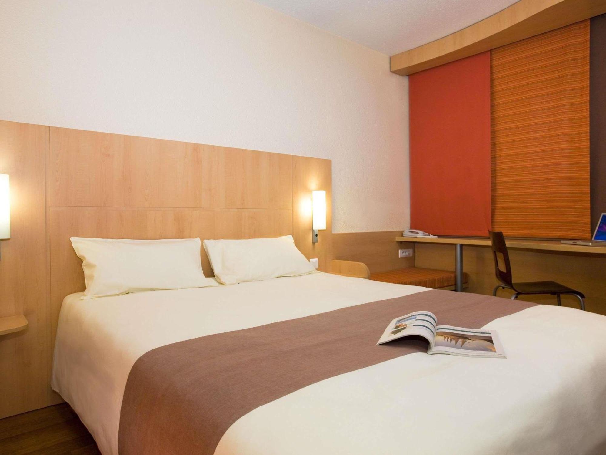Triple Room with One Double Bed and One Single Bed,1739386420:JPEG